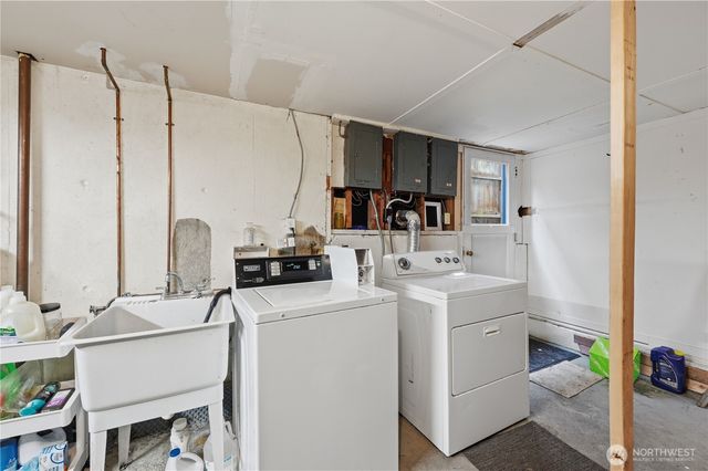 6251 3rd Avenue NW, Seattle, WA 98107