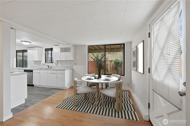 6251 3rd Avenue NW, Seattle, WA 98107