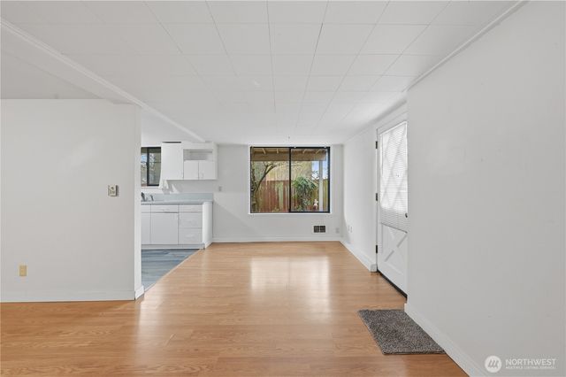 6251 3rd Avenue NW, Seattle, WA 98107