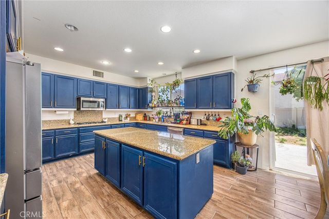 12763 Trent Place, Victorville, CA 92392