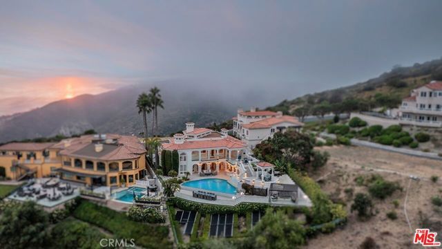 8 Saint Tropez, Laguna Niguel, CA 92677