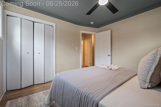 35919 Larchwood Street, Clinton Charter Township, MI 48035