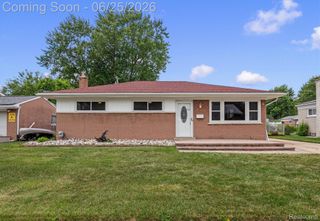 35919 Larchwood Street, Clinton Charter Township, MI 48035