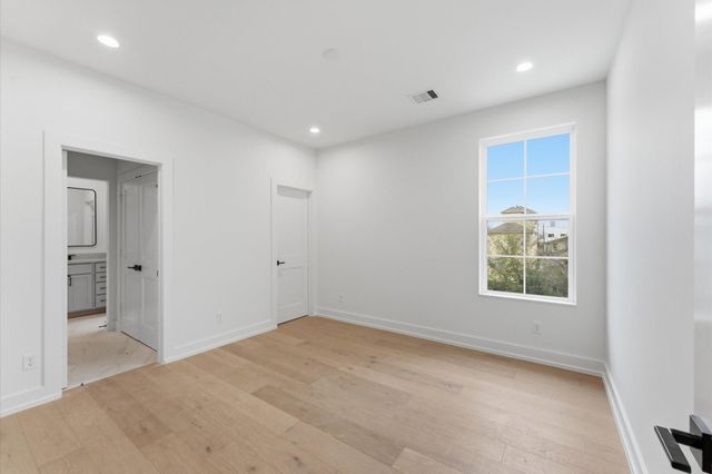 813A Lawrence Street, Houston, TX 77007