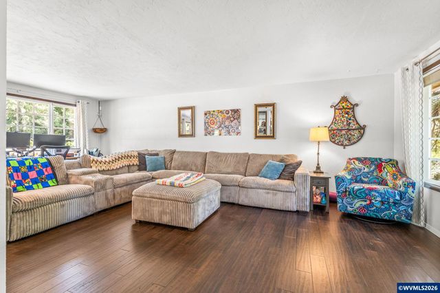 3457 Terrace Dr NW, Albany, OR 97321