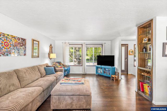 3457 Terrace Dr NW, Albany, OR 97321