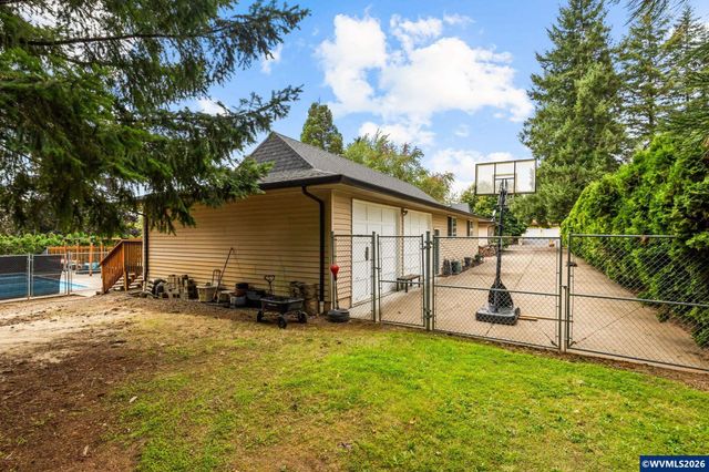 3457 Terrace Dr NW, Albany, OR 97321