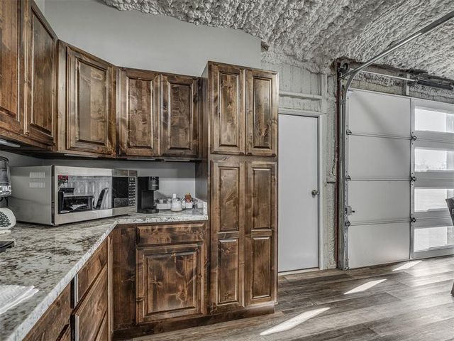 407 Burntwood Dr, Tuttle, OK 73089