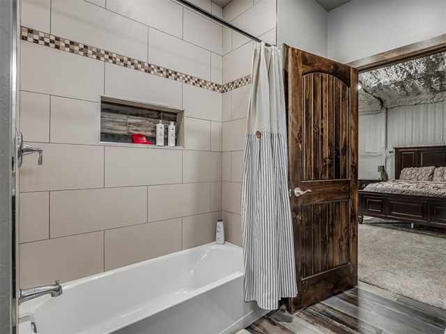 407 Burntwood Dr, Tuttle, OK 73089