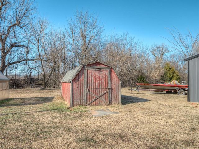 407 Burntwood Dr, Tuttle, OK 73089