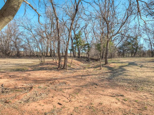 407 Burntwood Dr, Tuttle, OK 73089