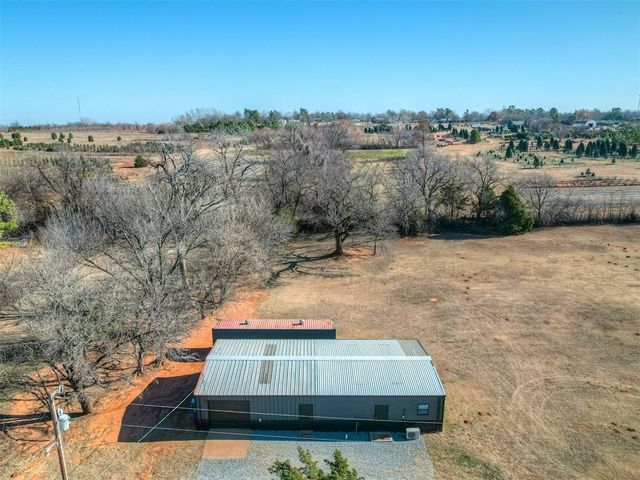 407 Burntwood Dr, Tuttle, OK 73089