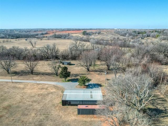 407 Burntwood Dr, Tuttle, OK 73089