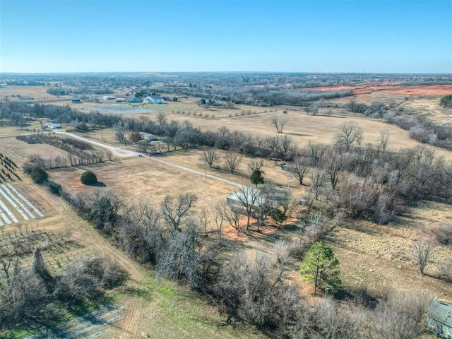 407 Burntwood Dr, Tuttle, OK 73089