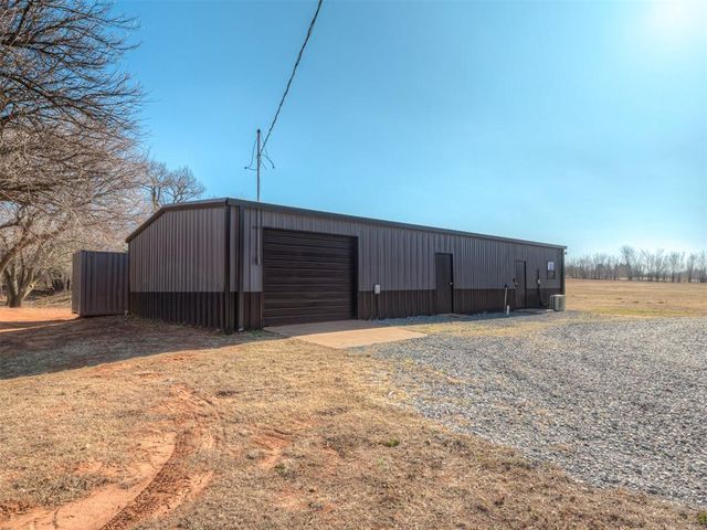 407 Burntwood Dr, Tuttle, OK 73089