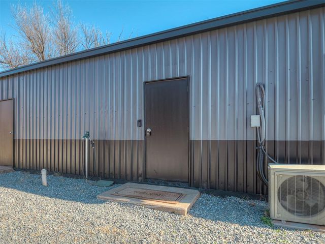 407 Burntwood Dr, Tuttle, OK 73089