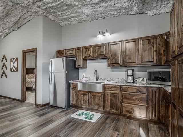 407 Burntwood Dr, Tuttle, OK 73089