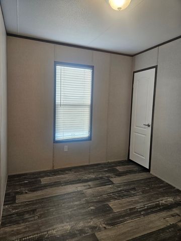 6501 W Hwy 199 6511, Springtown, TX 76082