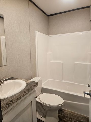 6501 W Hwy 199 6511, Springtown, TX 76082
