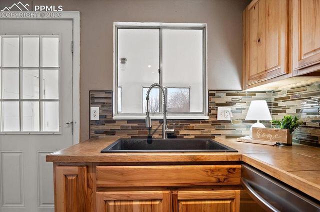 510 Avenida Del Cielo, Fountain, CO 80817