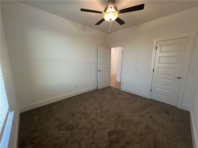 7014 SW Orange Avenue, Bentonville, AR 72713