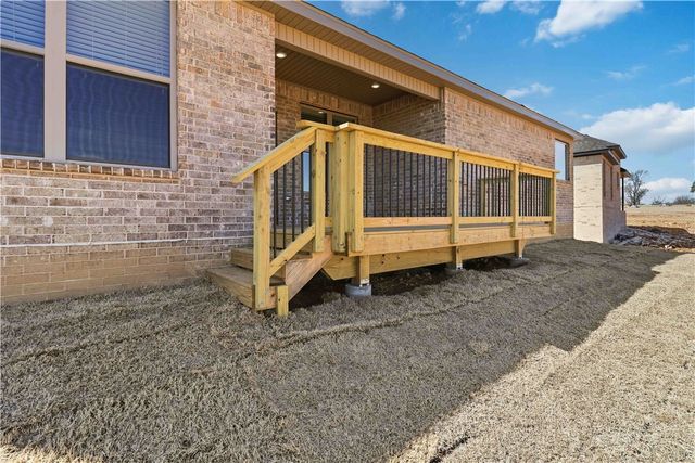 7014 SW Orange Avenue, Bentonville, AR 72713