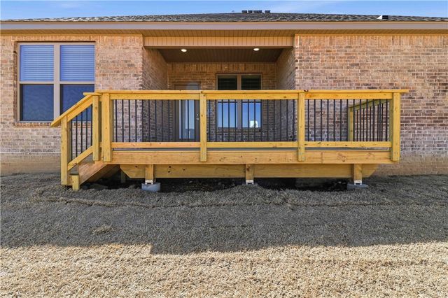 7014 SW Orange Avenue, Bentonville, AR 72713