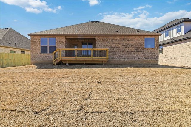 7014 SW Orange Avenue, Bentonville, AR 72713