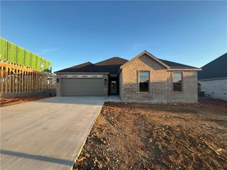 7014 SW Orange Avenue, Bentonville, AR 72713