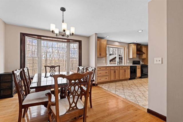 213 Henshaw St, Leicester, MA 01524