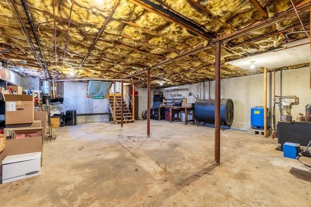 213 Henshaw St, Leicester, MA 01524