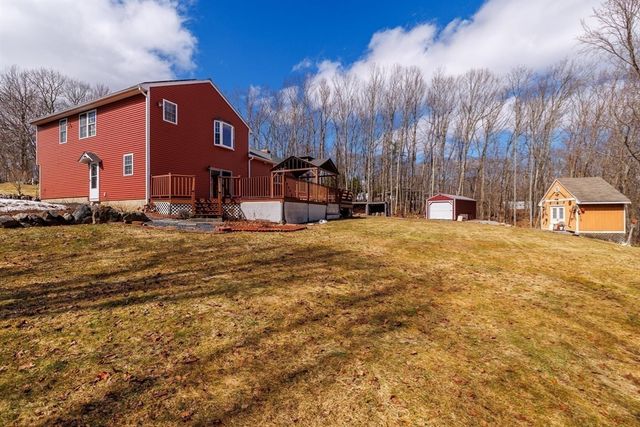 213 Henshaw St, Leicester, MA 01524