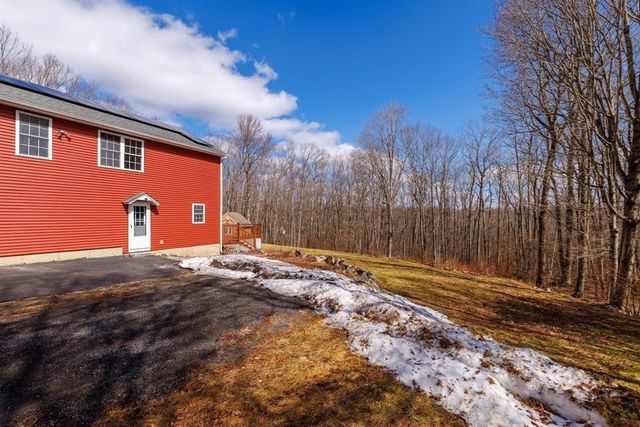 213 Henshaw St, Leicester, MA 01524