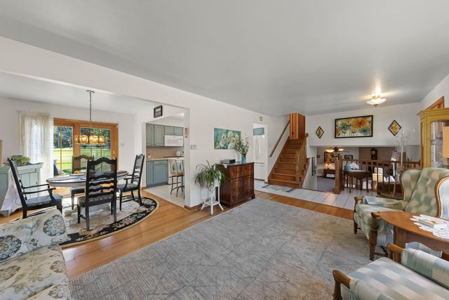 16401 Leslie Ann Drive, Tinley Park, IL 60477