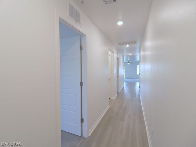 513 Abrazar Avenue, North Las Vegas, NV 89081