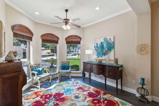 5516 Greenview Court, North Richland Hills, TX 76148