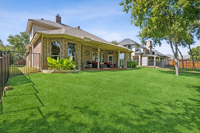 5516 Greenview Court, North Richland Hills, TX 76148
