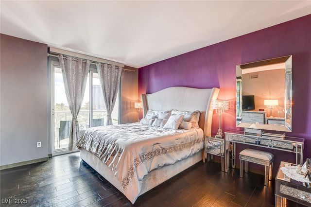 322 Karen Avenue 401, Las Vegas, NV 89109