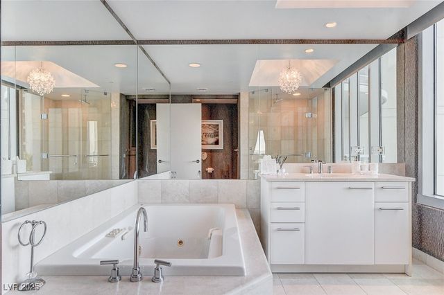 322 Karen Avenue 401, Las Vegas, NV 89109