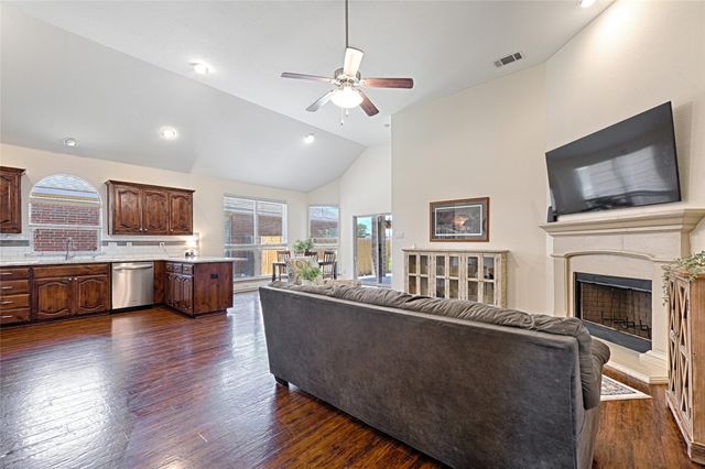 13149 Red Robin Drive, Fort Worth, TX 76244