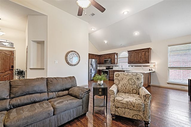 13149 Red Robin Drive, Fort Worth, TX 76244