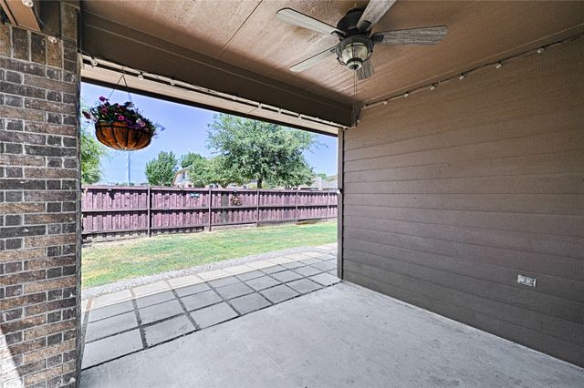 13149 Red Robin Drive, Fort Worth, TX 76244