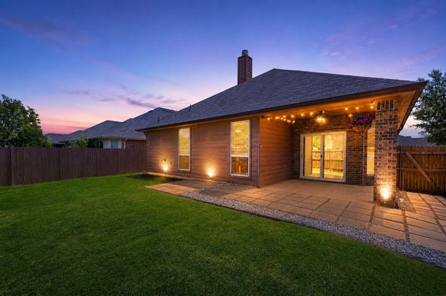 13149 Red Robin Drive, Fort Worth, TX 76244