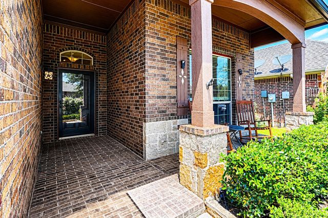 13149 Red Robin Drive, Fort Worth, TX 76244