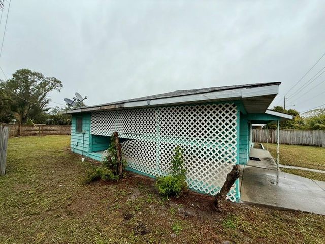 2155 WEBBER STREET, Sarasota, FL 34239