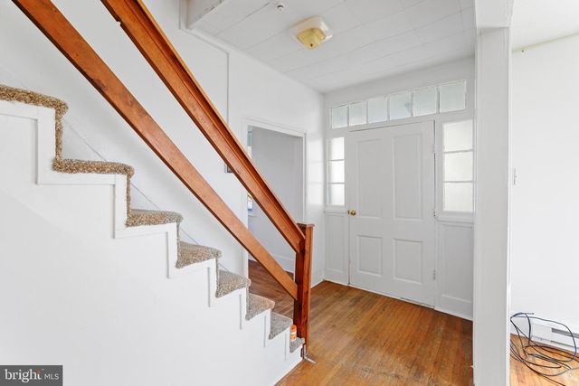 111 S HIGH STREET, Edinburg, VA 22824