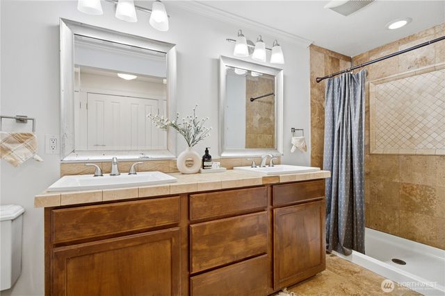 12211 NE 139th Place, Kirkland, WA 98034