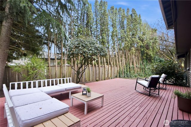 12211 NE 139th Place, Kirkland, WA 98034