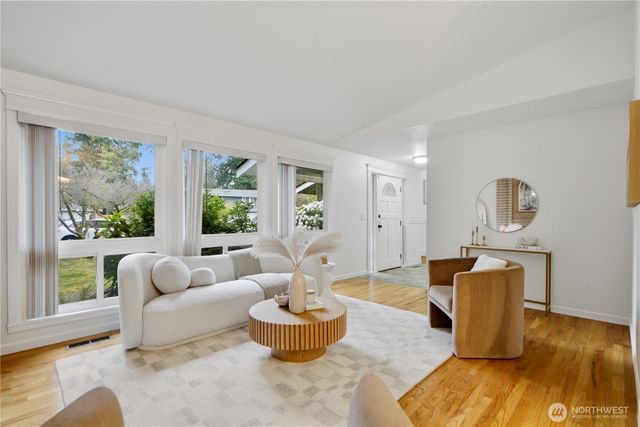 12211 NE 139th Place, Kirkland, WA 98034