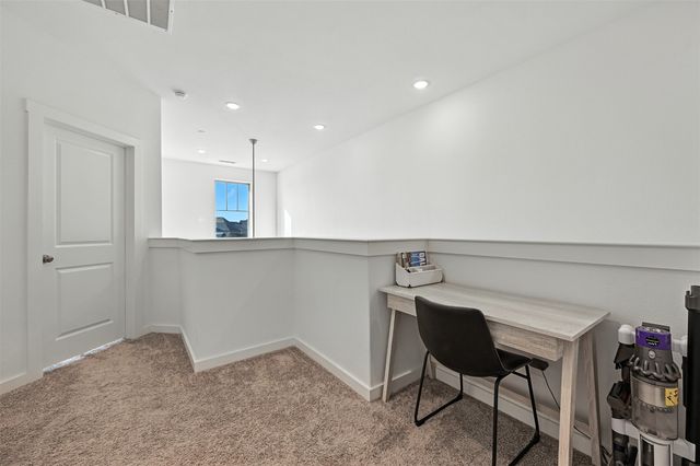 6489 Iron Horse Boulevard, North Richland Hills, TX 76180